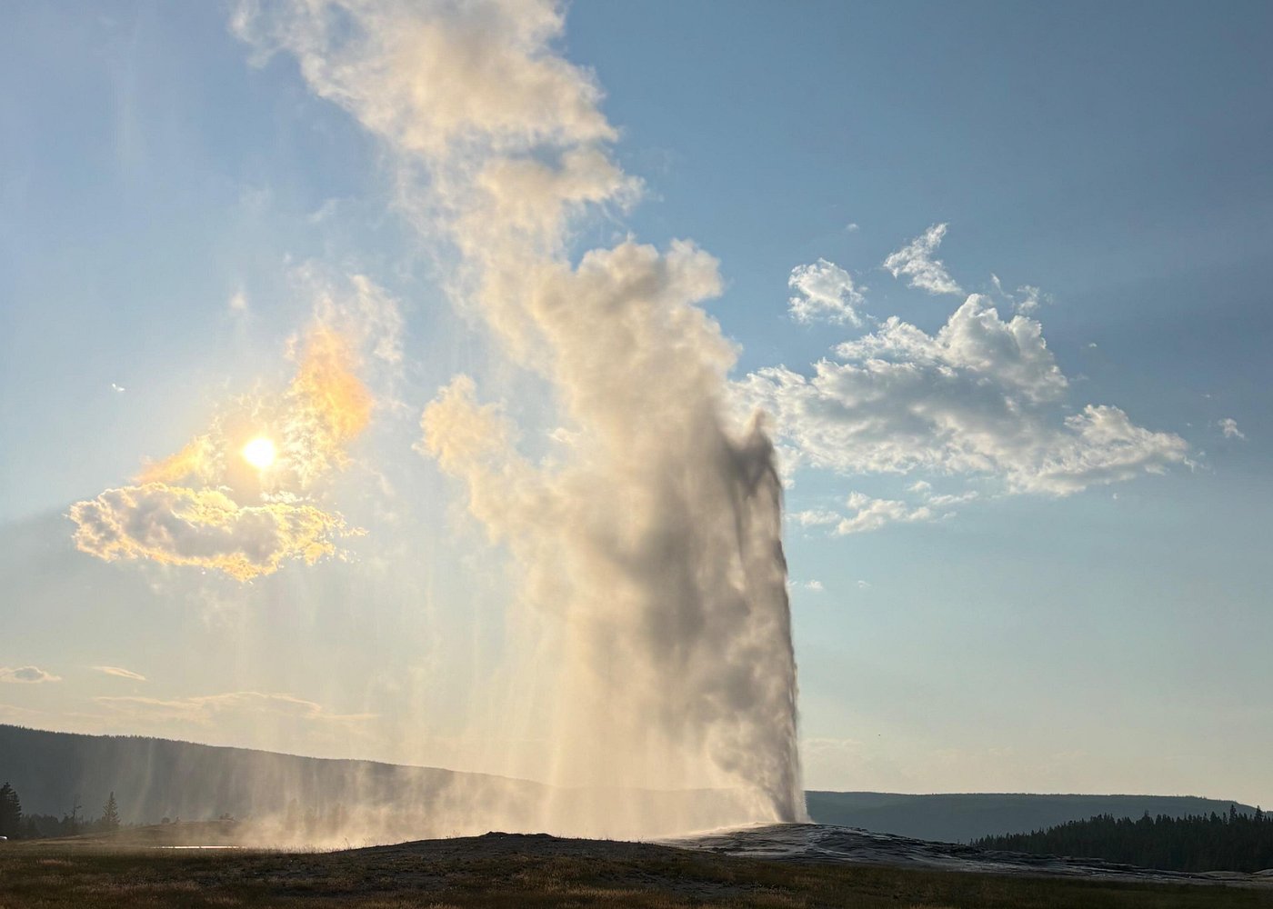 Yellowstone Park Private Day Trip from Big Sky - Full or Half Day